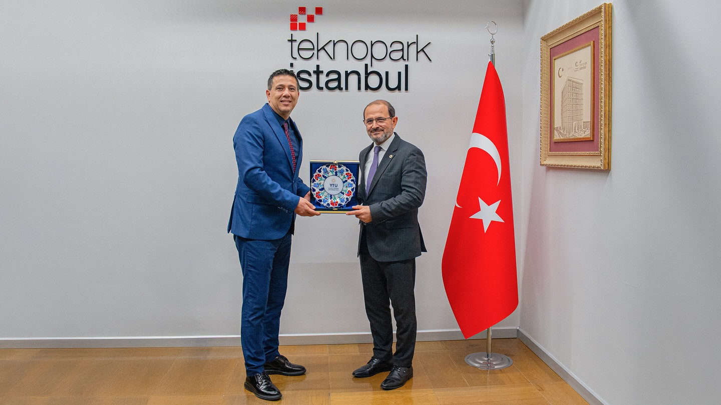 Genel Müdürümüz Prof. Dr. Abdurrahman AKYOL, Yıldız Teknik Üniversitesi Rektörü Prof. Dr. Eyüp DEBİK ve Rektör Yardımcısı Prof. Dr. Hüseyin YILMAZ'ı makamında ağırladı.